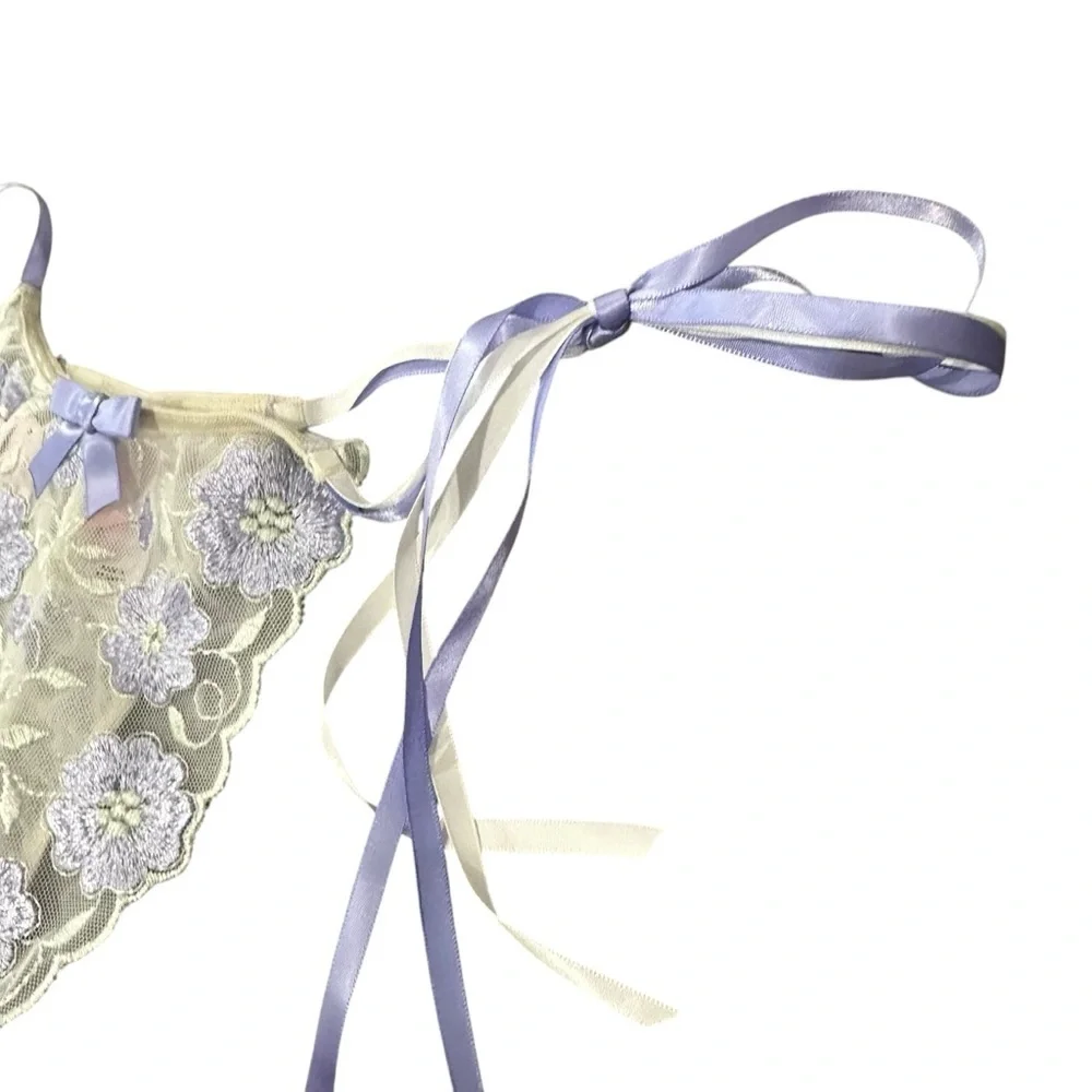 Victoria’s Secret Y2K Floral Lace Thong with Ribbon Ties